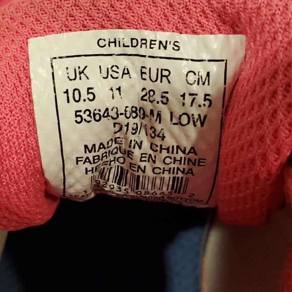 K-SWISS Girls Sneaker (size 11) - Picture 6 of 7